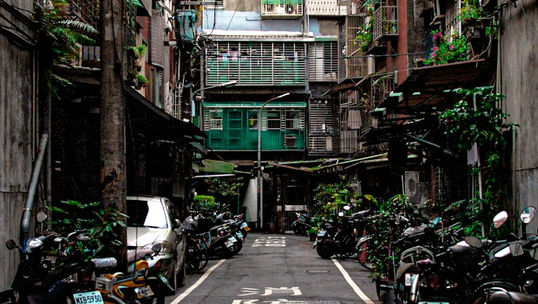 中國大陸駕照可以在台灣開車嗎？法規說明與合法代步方案